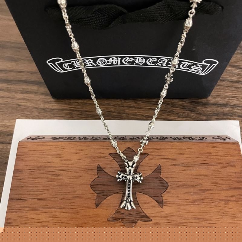 Ch**me He**ts necklaces